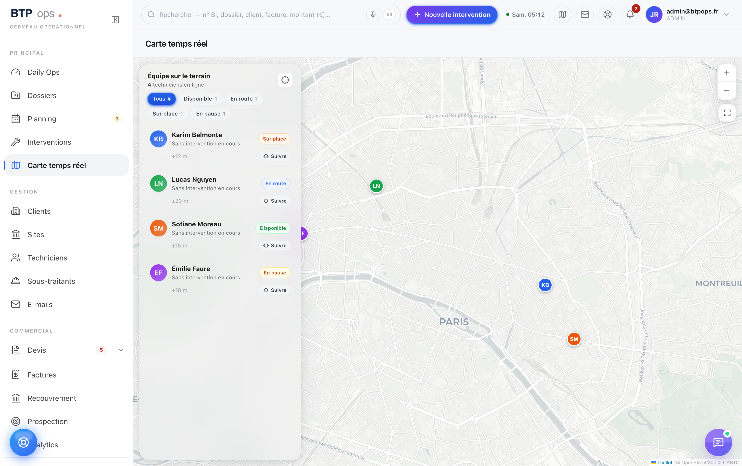 Carte temps réel des techniciens sur Paris avec panneau équipe